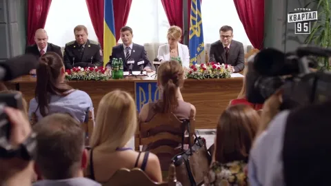 Слуга народа — кадр 6