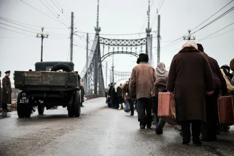 Прощаться не будем — кадр 8