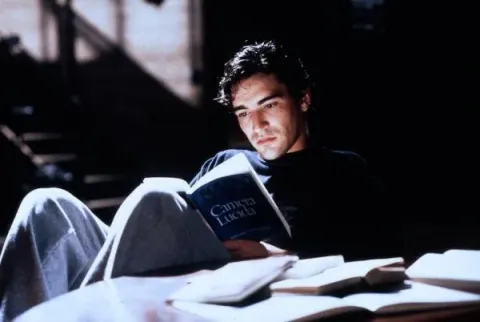 Правда о кошках и собаках — кадр 12